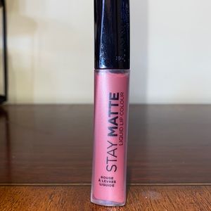 ⭐️$3 Rimmel stay matte